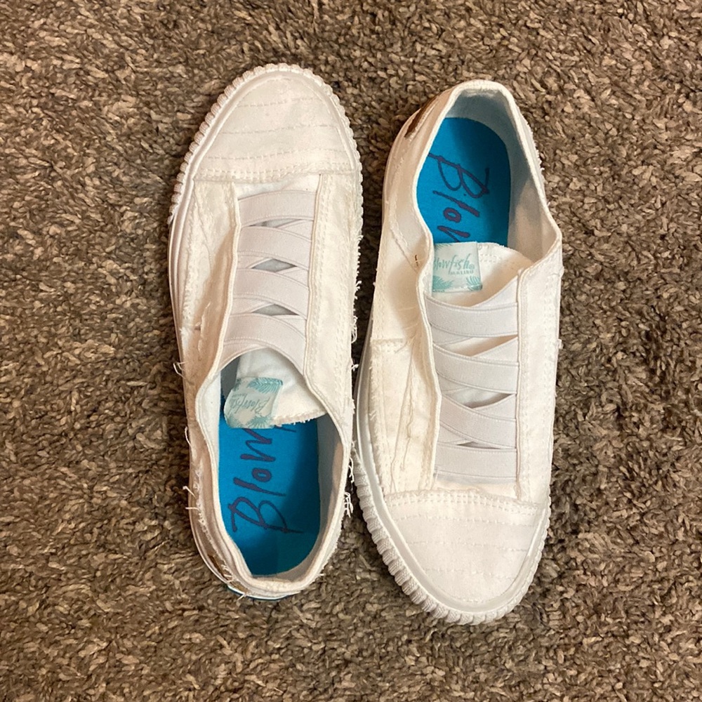 White blowfish sneakers